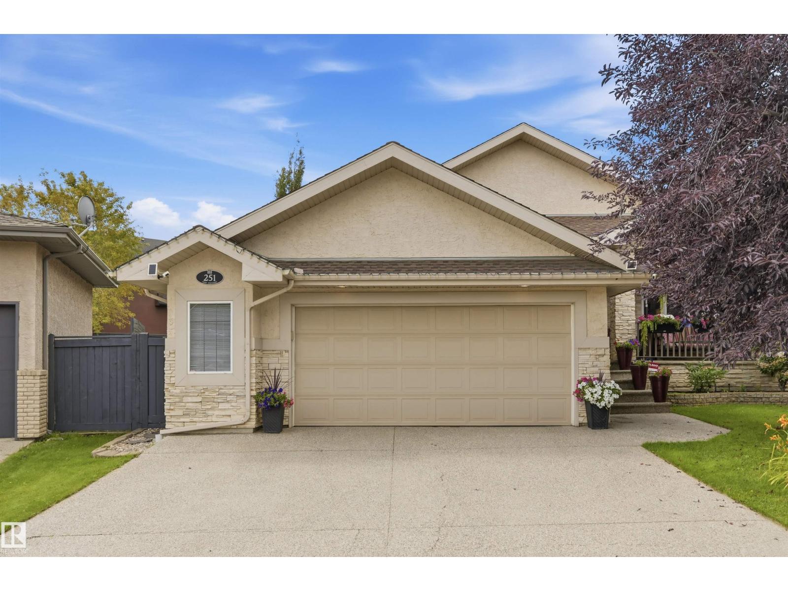 251 TORY CR NW, edmonton, Alberta
