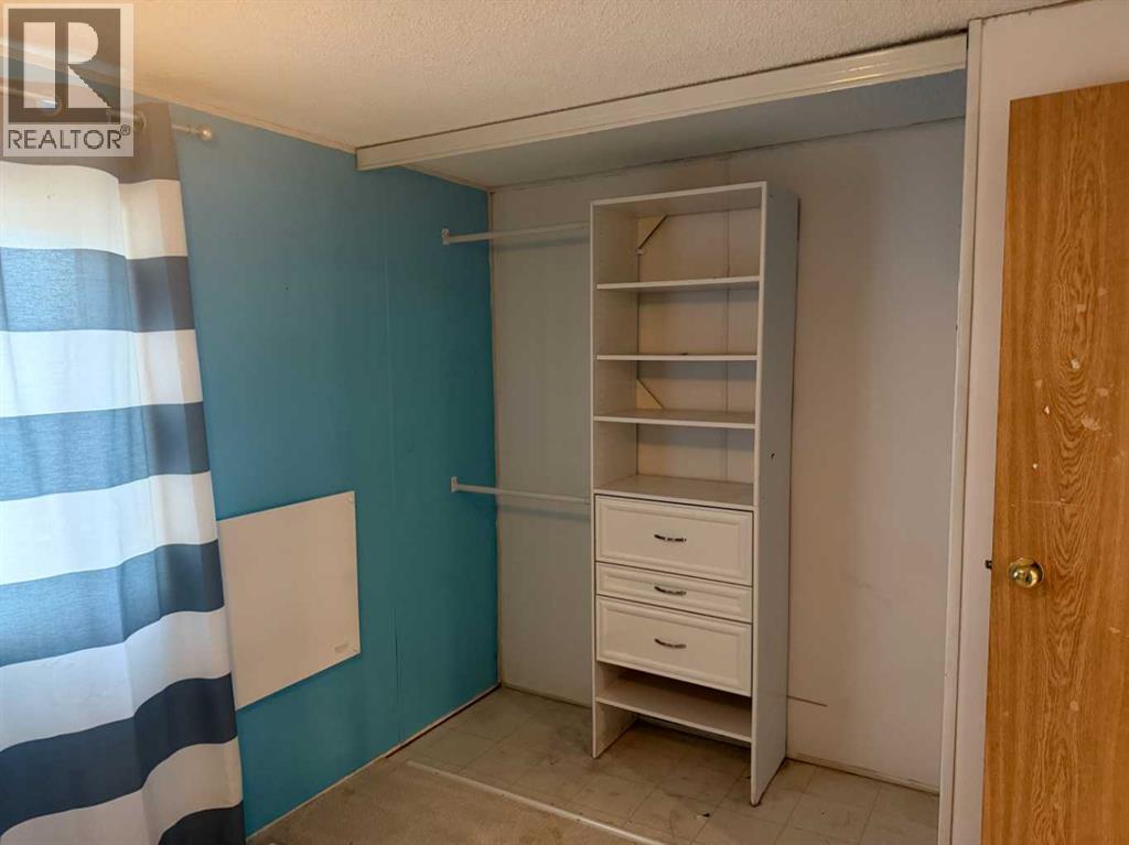 9610 101 Avenue, Clairmont, Alberta  T8X 5G5 - Photo 8 - A2325145
