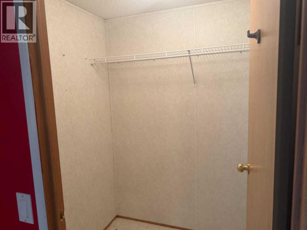 9610 101 Avenue, Clairmont, Alberta  T8X 5G5 - Photo 16 - A2325145