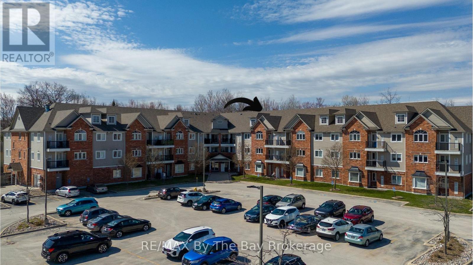 311 - 16 Westbury Road, Wasaga Beach, Ontario  L9Z 0B8 - Photo 2 - S13081560