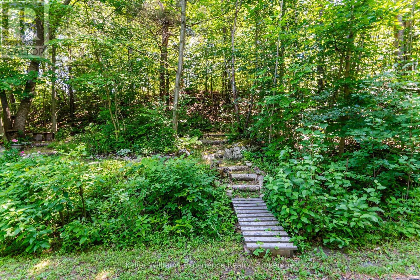 122 Poyntz Street, Penetanguishene, Ontario  L9M 1P4 - Photo 42 - S13706560