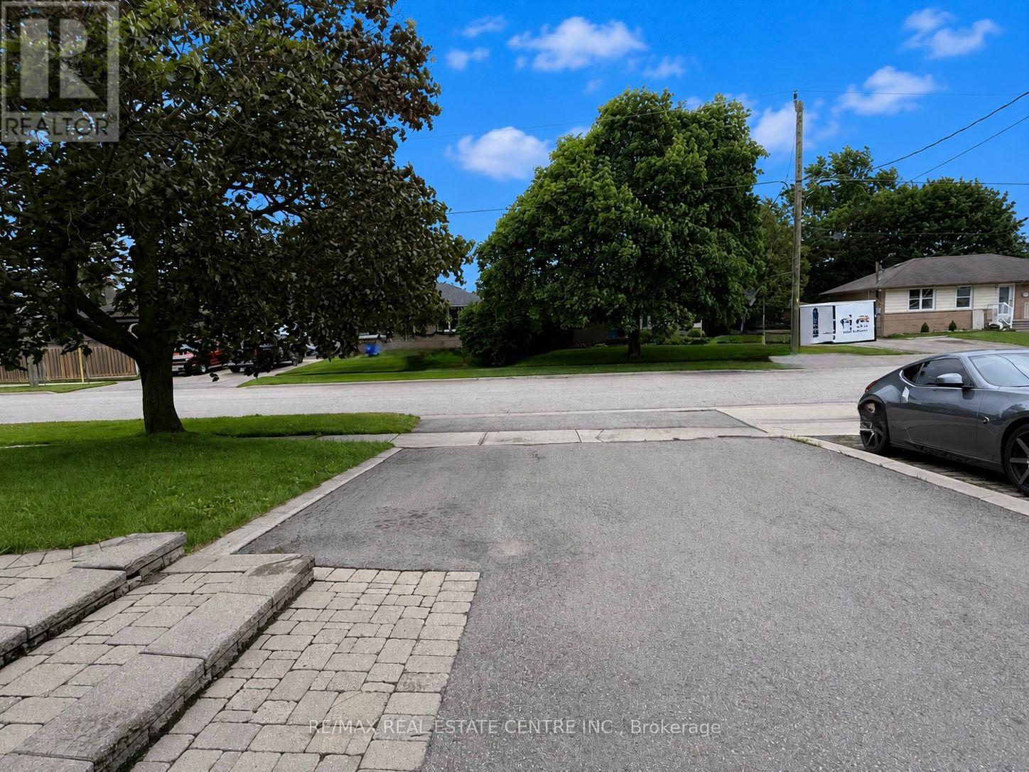 Basement - 18 Mackenzie Drive, Halton Hills, Ontario  L7G 4B9 - Photo 4 - W13467764