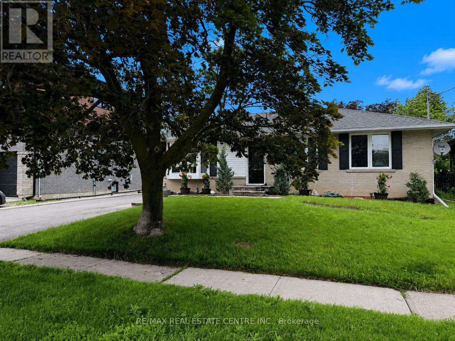 Basement - 18 Mackenzie Drive, Halton Hills, Ontario  L7G 4B9 - Photo 2 - W13467764