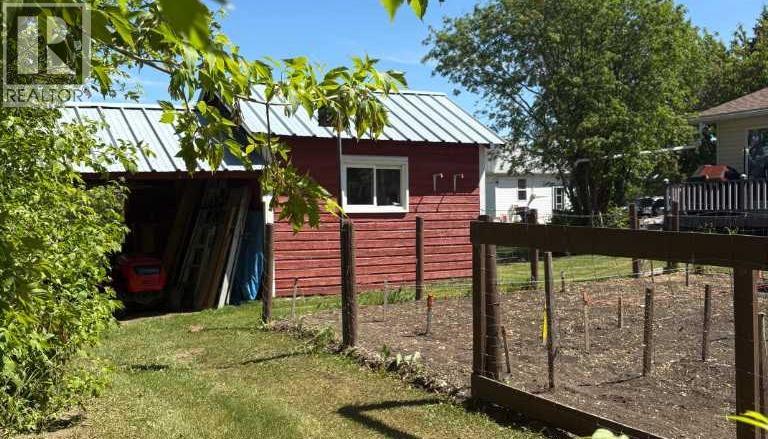 4910 49 Avenue S, Eaglesham, Alberta  T0H 1H0 - Photo 39 - A2278194