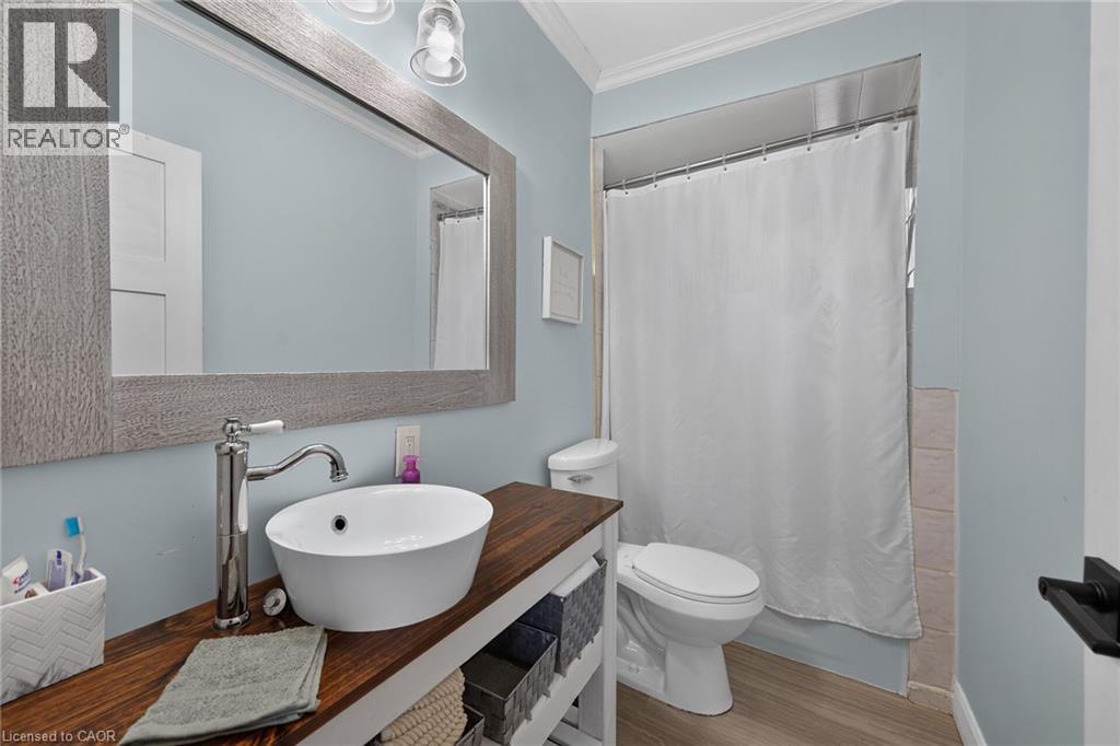 220 Paling Avenue, Hamilton, Ontario  L8H 5J7 - Photo 27 - 40839458