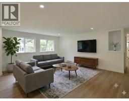5787 EBBTIDE STREET, Sechelt, British Columbia