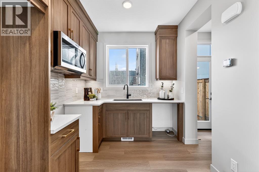 643 53 Avenue SW, Calgary, Alberta T2V 0C2 - Photo 6 - A2330429