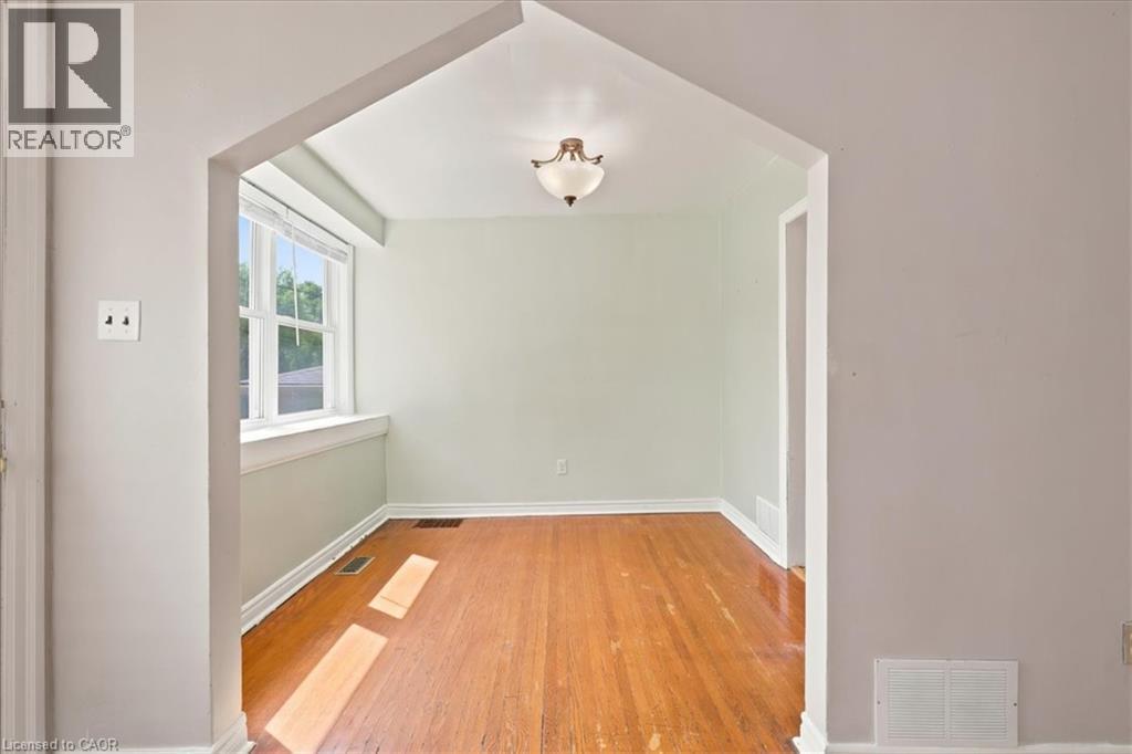 22 Ramore Street, Cambridge, Ontario  N1S 2P8 - Photo 6 - 40843205