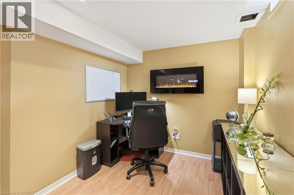 5010 Bunton Crescent, Burlington, Ontario  L7L 6H2 - Photo 42 - 40844227