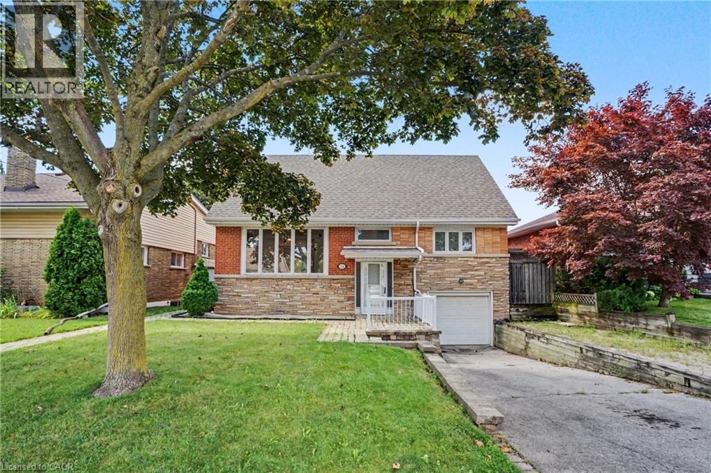 100 HARDALE Crescent, Hamilton, Ontario