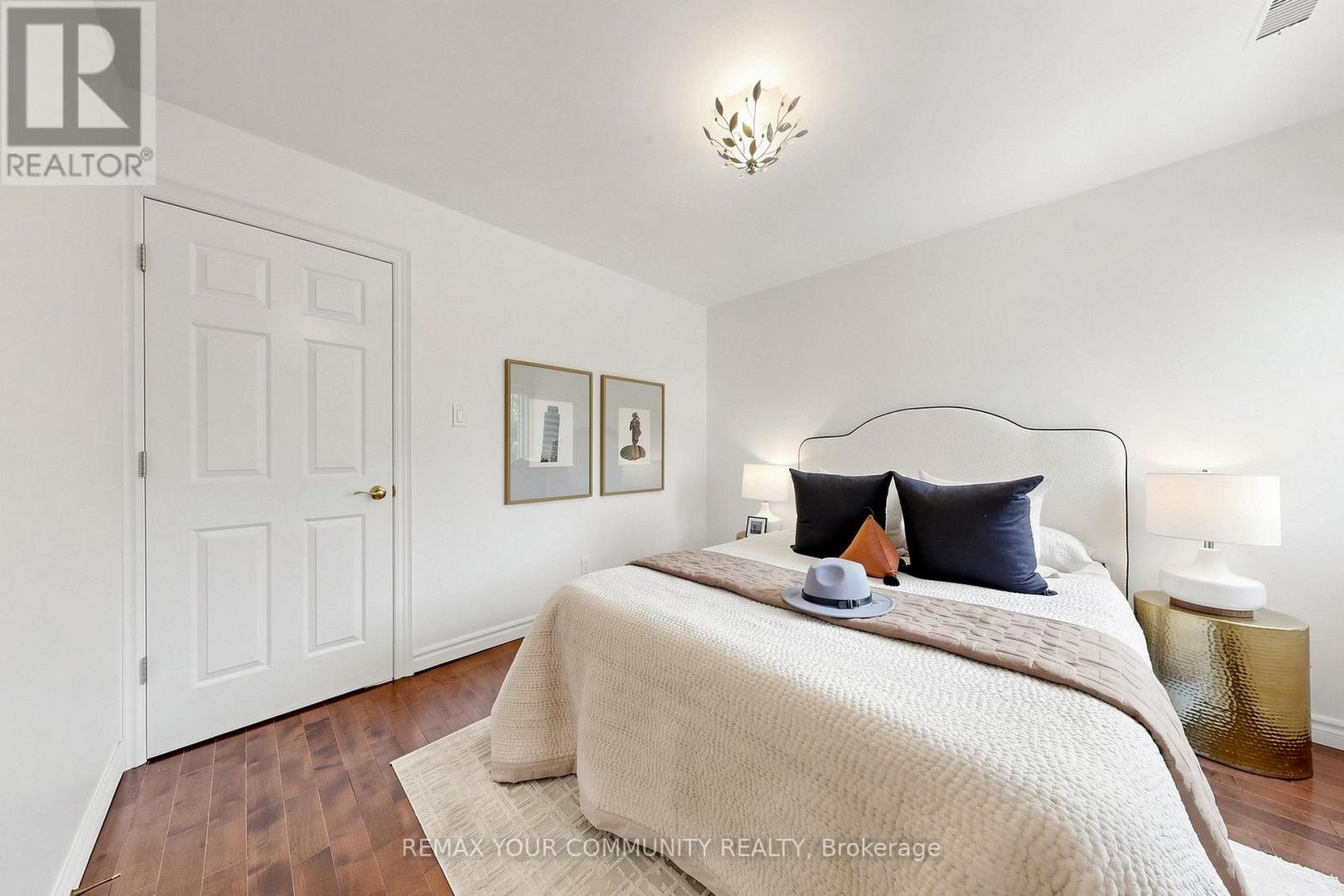 3 Cobblestone Drive, Toronto, Ontario  M2J 2X6 - Photo 30 - C13633736