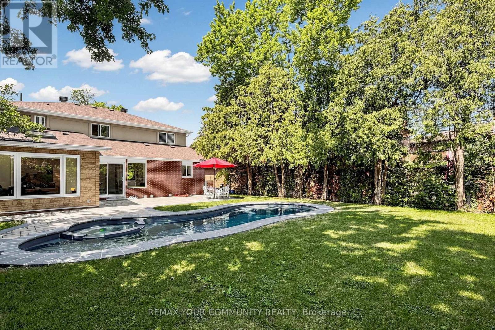 3 Cobblestone Drive, Toronto, Ontario  M2J 2X6 - Photo 47 - C13633736