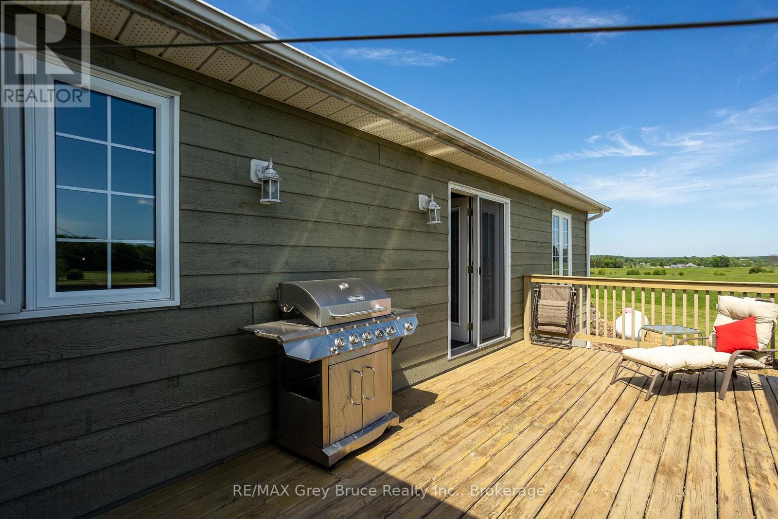 122152 Sideroad 12, Georgian Bluffs, Ontario N4K 5N5 - Photo 21 - X13706782
