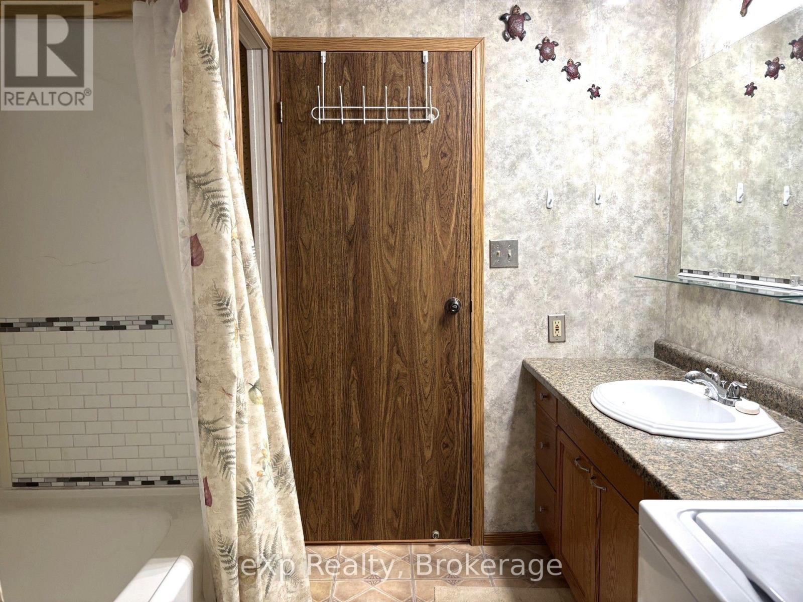 4 - 230 4 Concession, South Bruce, Ontario  N0G 1J0 - Photo 30 - X13706836
