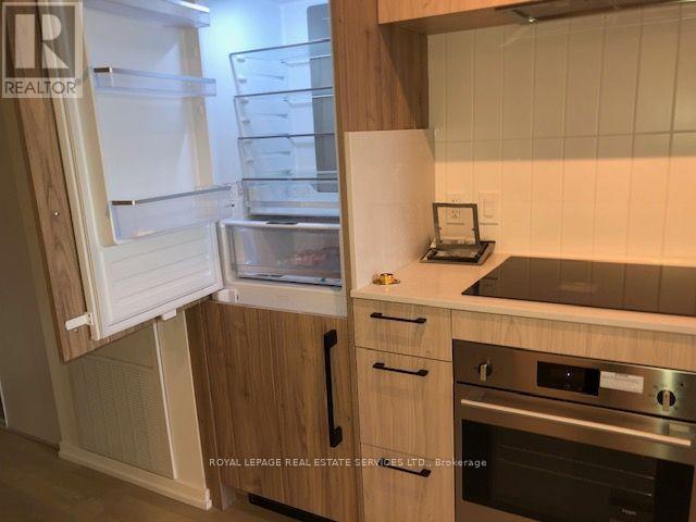 1005 - 109 Erskine Avenue, Toronto, Ontario  M4P 0G8 - Photo 6 - C13706792