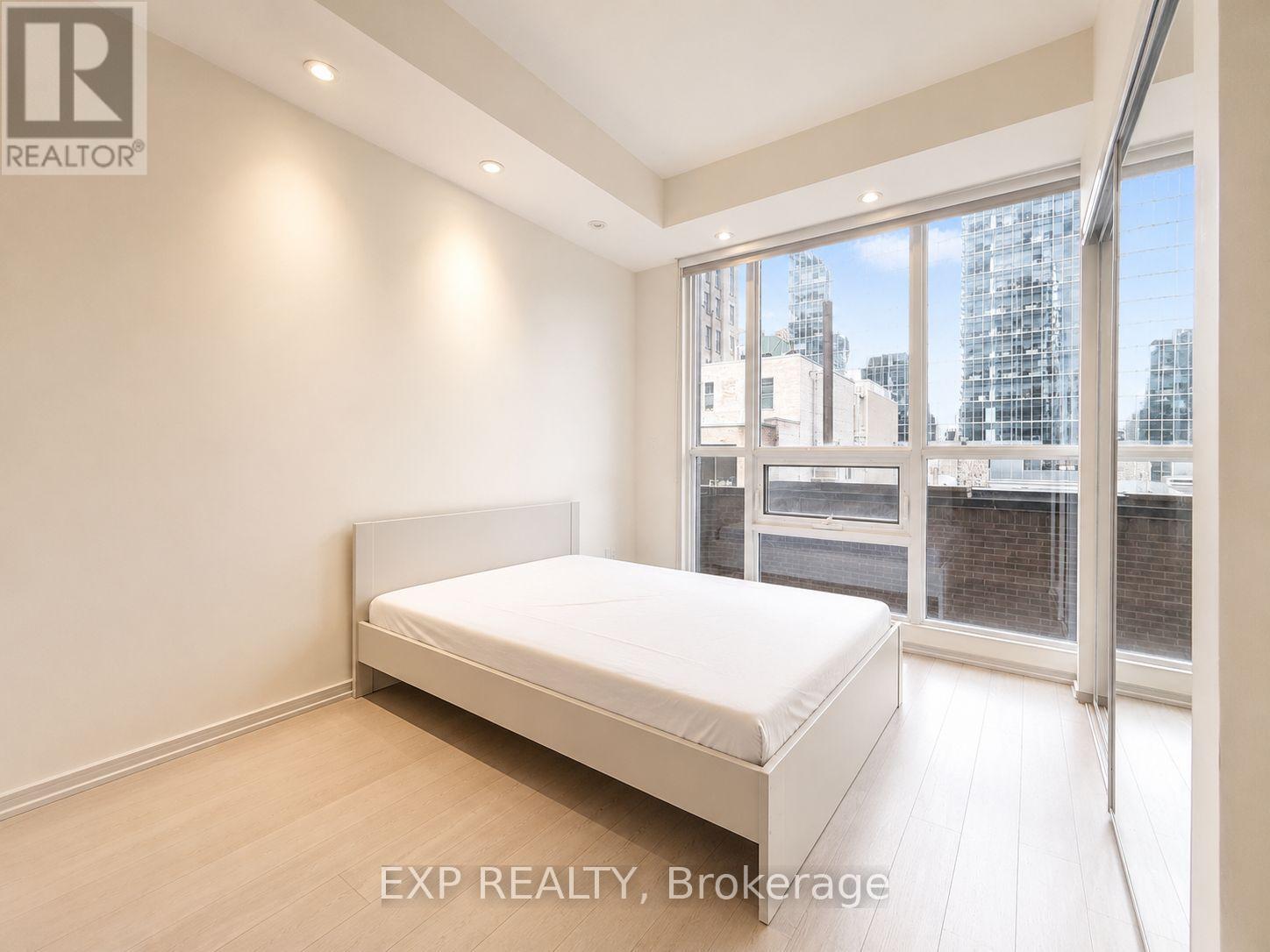 1406 - 70 Temperance Street, Toronto, Ontario M5H 4E8 - Photo 4 - C13706798