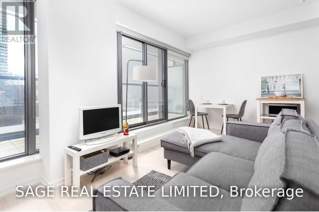 712 - 60 Colborne Street, Toronto, Ontario M5E 1E3 - Photo 2 - C13706800