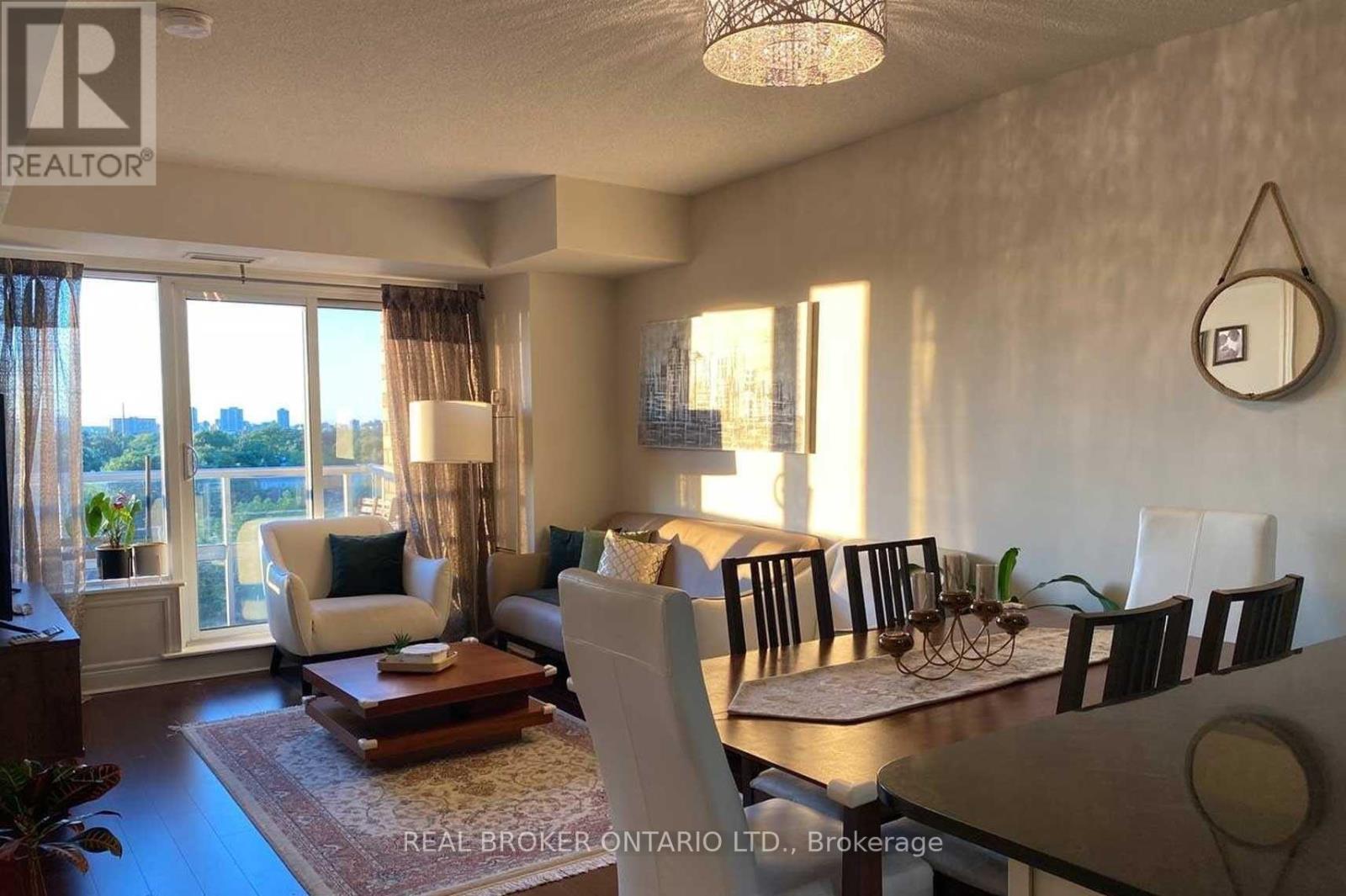 510 - 701 Sheppard Avenue W, Toronto, Ontario  M3H 2S6 - Photo 3 - C13706806