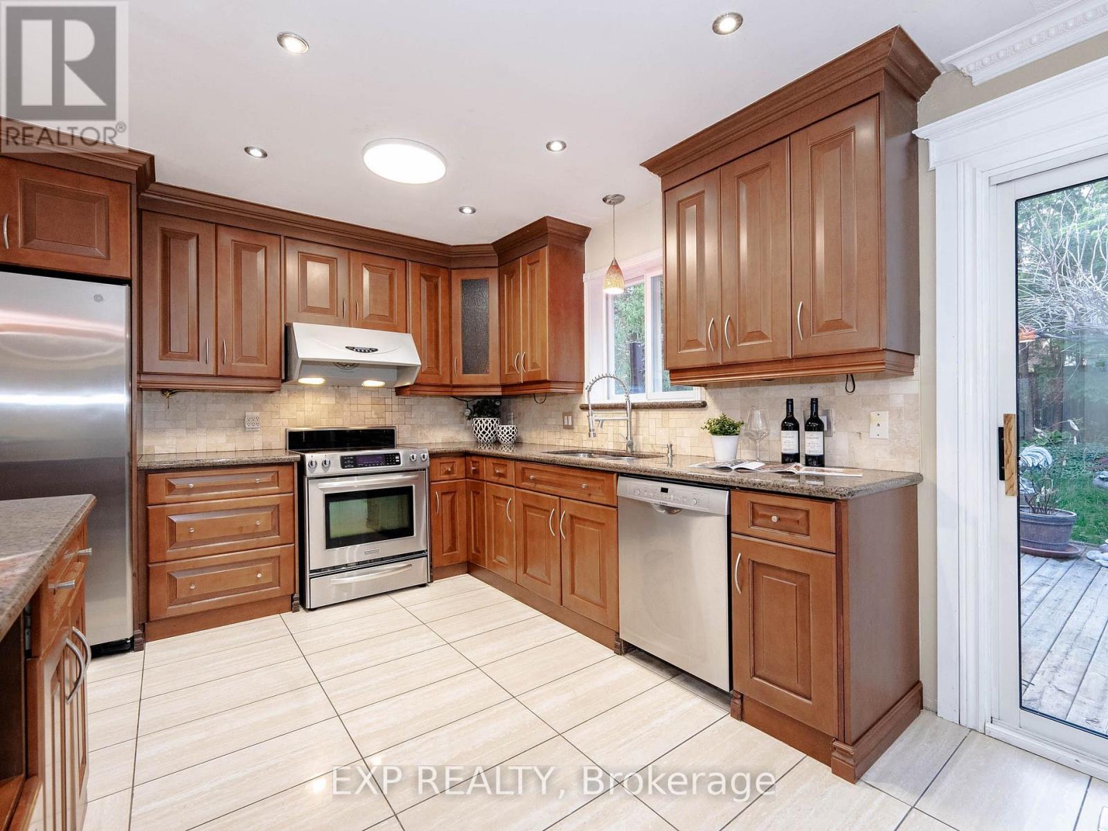 194 Mcnicoll Avenue, Toronto, Ontario  M2H 2C3 - Photo 14 - C13706810