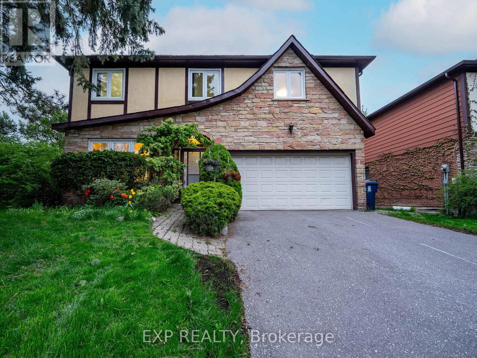 194 Mcnicoll Avenue, Toronto, Ontario  M2H 2C3 - Photo 2 - C13706810