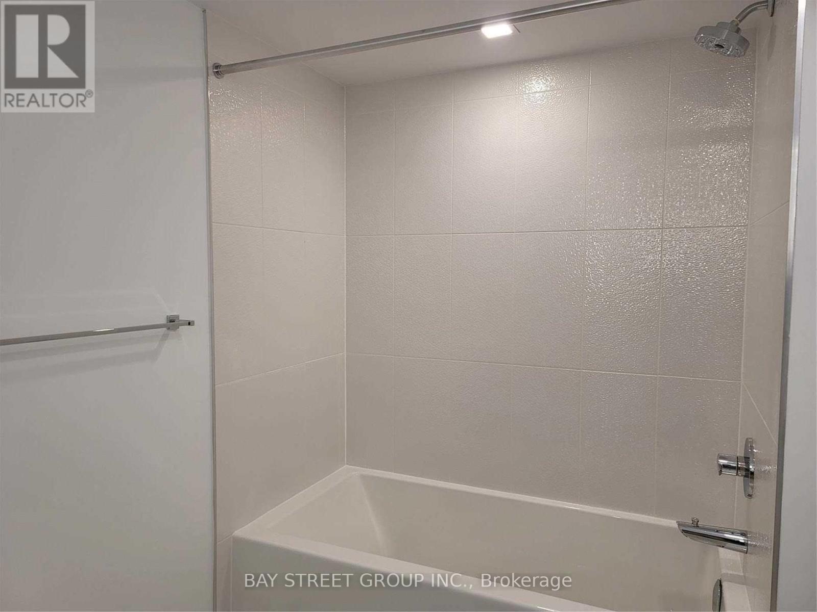 608 - 50 Mccaul Street, Toronto, Ontario  M5T 0B6 - Photo 12 - C13706824