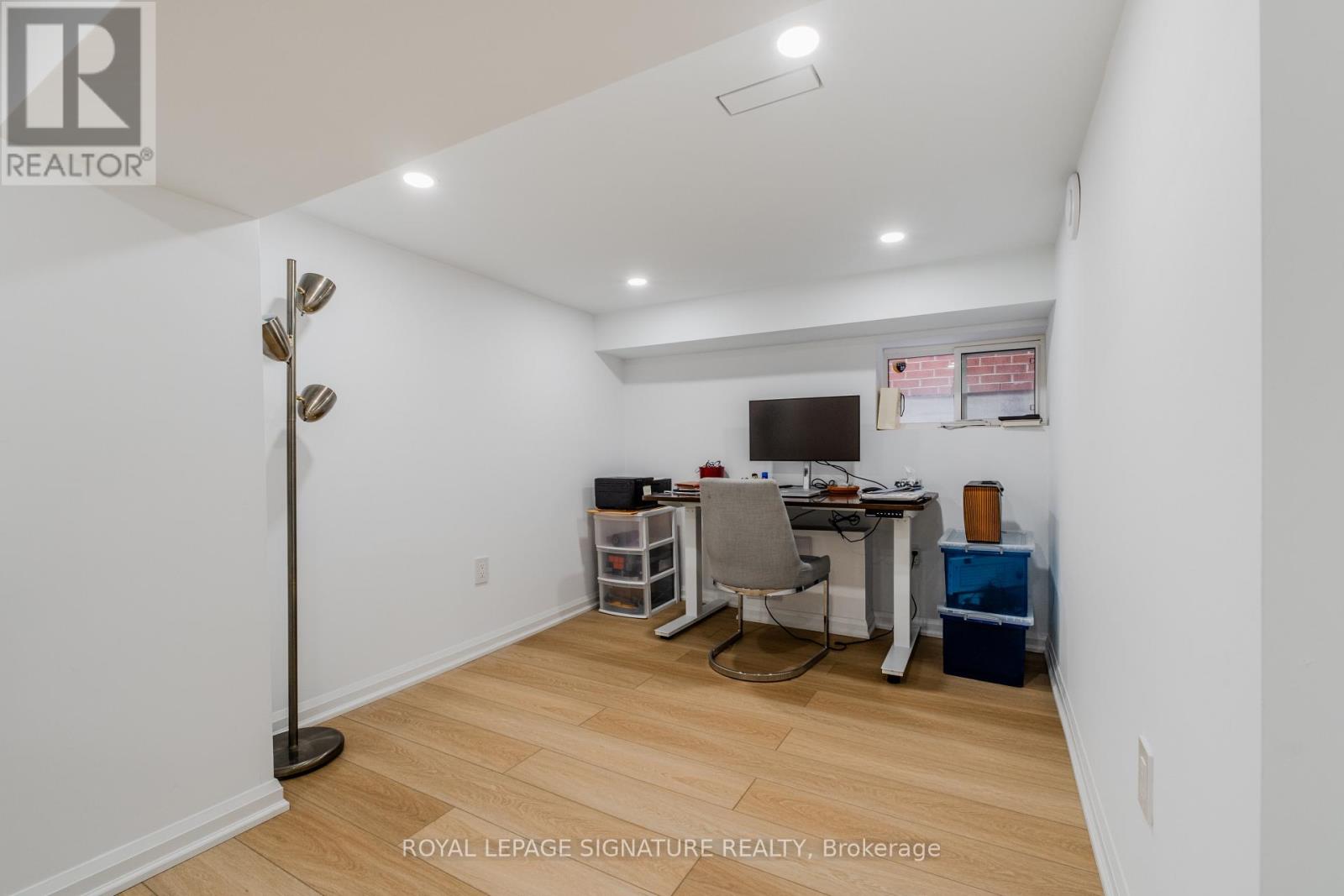 15 Battenberg Avenue, Toronto, Ontario M4L 1J7 - Photo 20 - E13706818