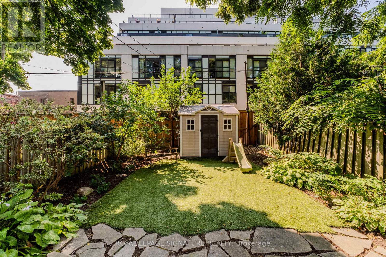 15 Battenberg Avenue, Toronto, Ontario M4L 1J7 - Photo 24 - E13706818
