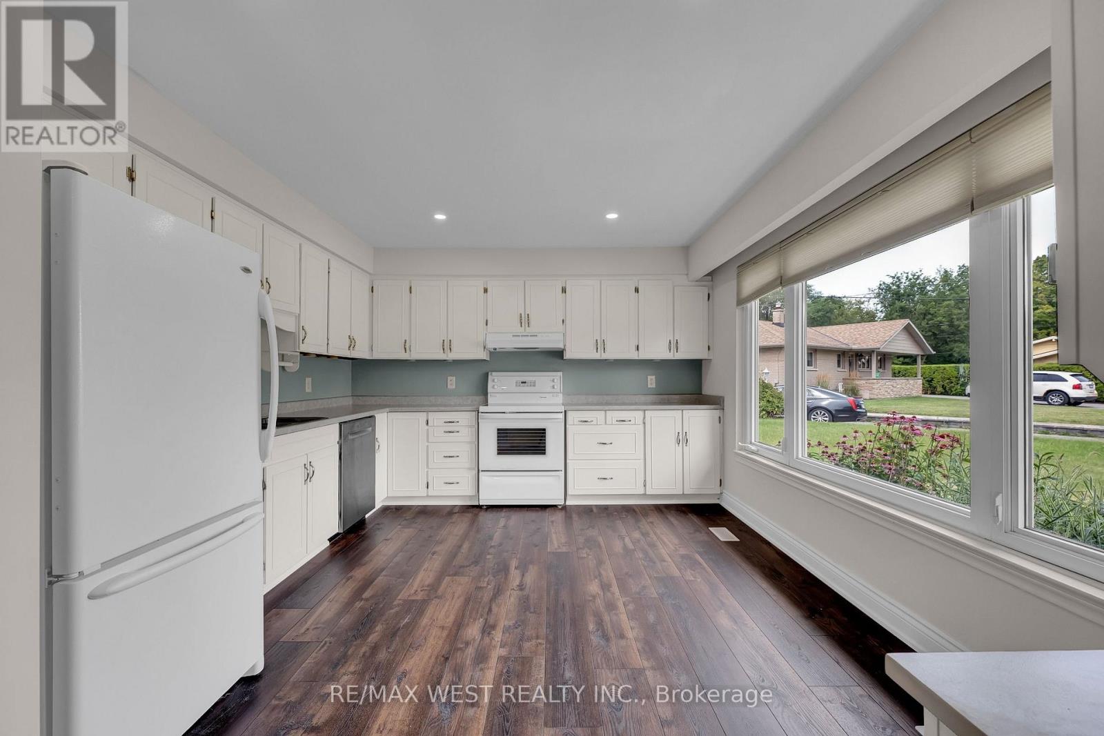 Main - 397 Brentwood Avenue, Oshawa, Ontario L1G 2S7 - Photo 7 - E13706834