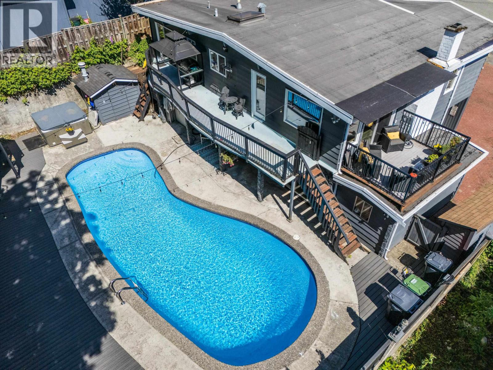 348 Seaforth Crescent, Coquitlam, British Columbia  V3K 2M4 - Photo 3 - R3128216
