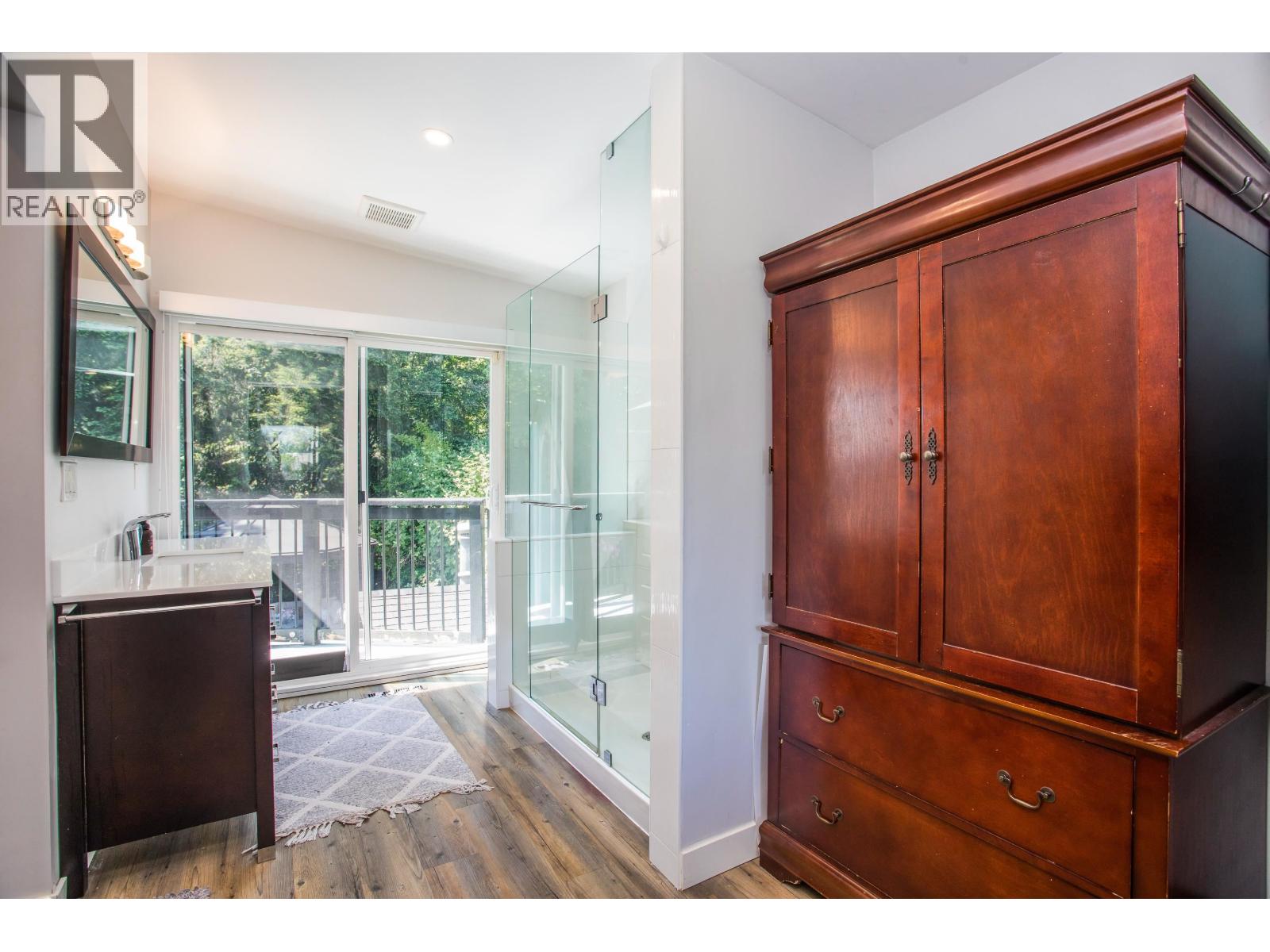 348 Seaforth Crescent, Coquitlam, British Columbia  V3K 2M4 - Photo 18 - R3128216