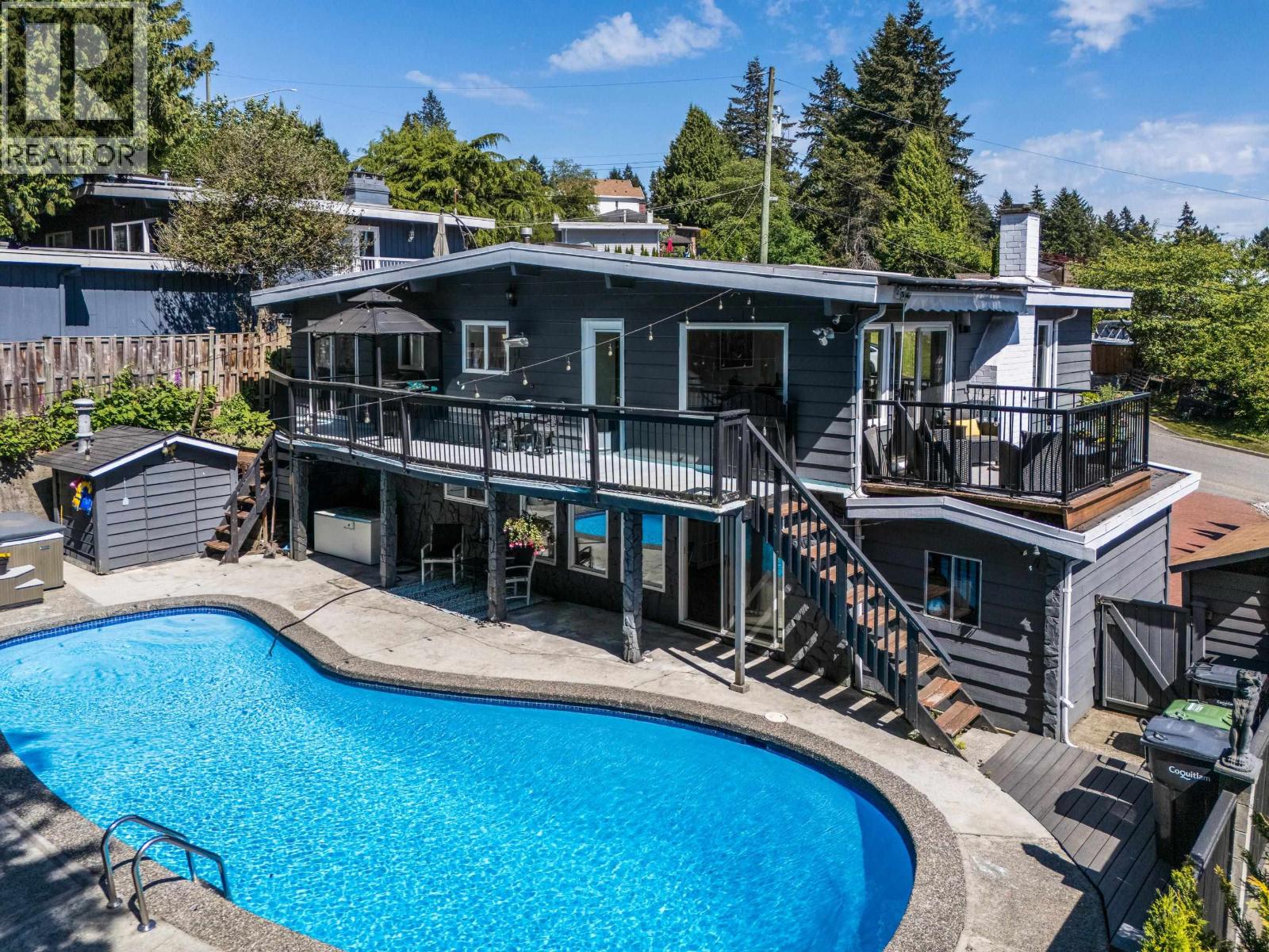348 Seaforth Crescent, Coquitlam, British Columbia  V3K 2M4 - Photo 1 - R3128216
