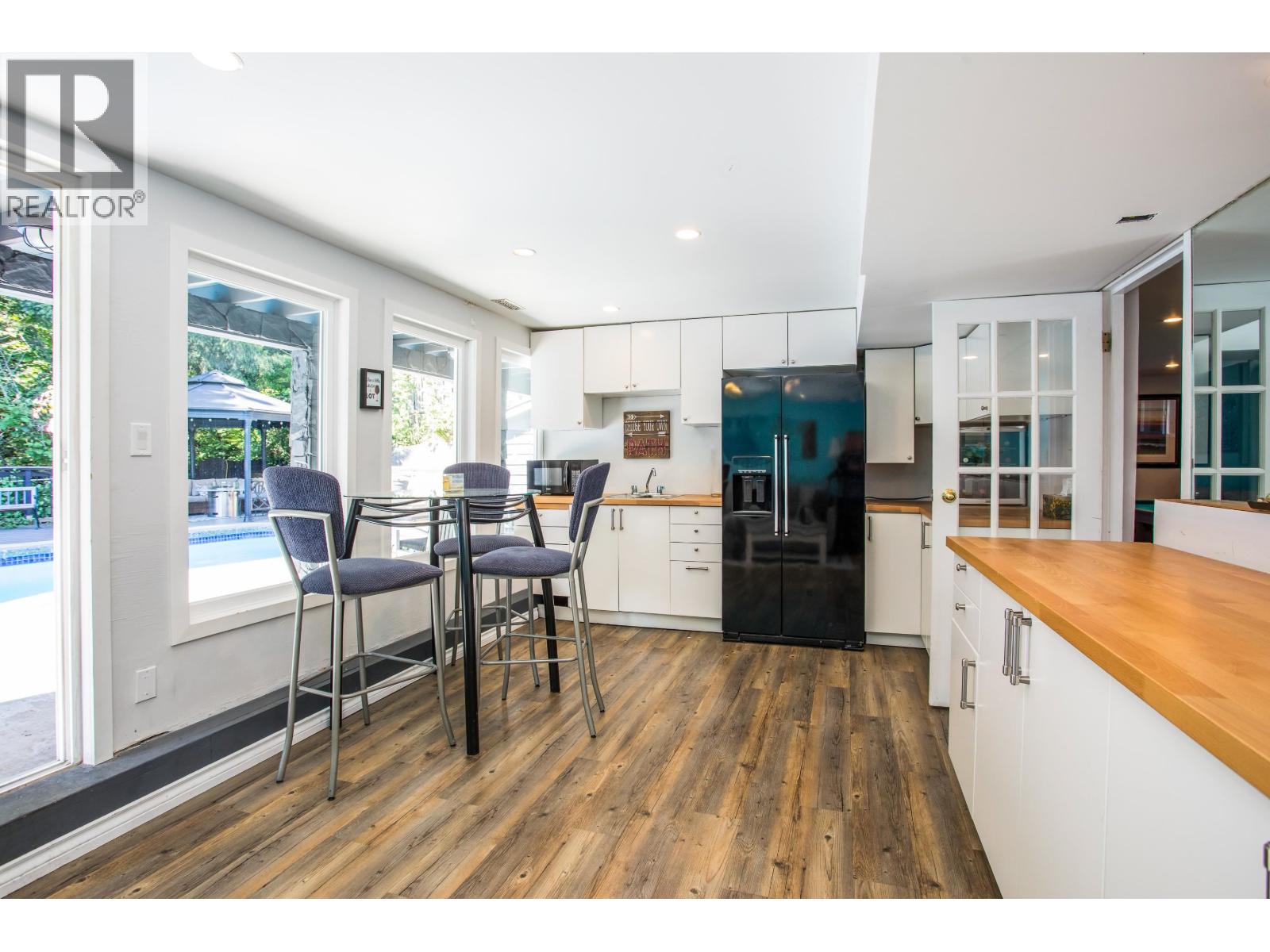 348 Seaforth Crescent, Coquitlam, British Columbia  V3K 2M4 - Photo 32 - R3128216