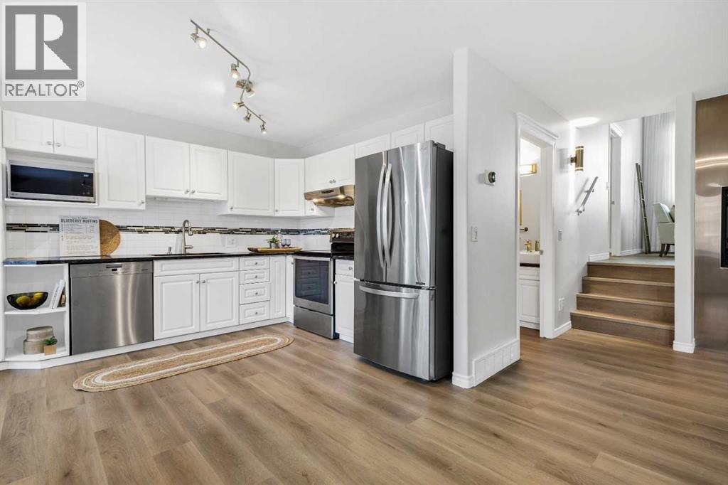 155 Prominence Heights Sw, Calgary, Alberta  T3H 2Z6 - Photo 8 - A2329508