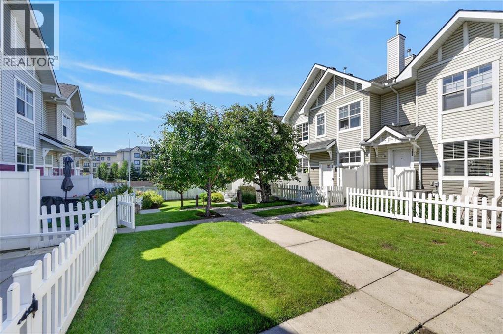 3146 New Brighton Gardens Se, Calgary, Alberta T2Z 0A8 - Photo 5 - A2338864
