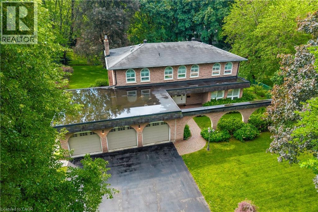 1482 CAULDER Drive, Oakville, Ontario