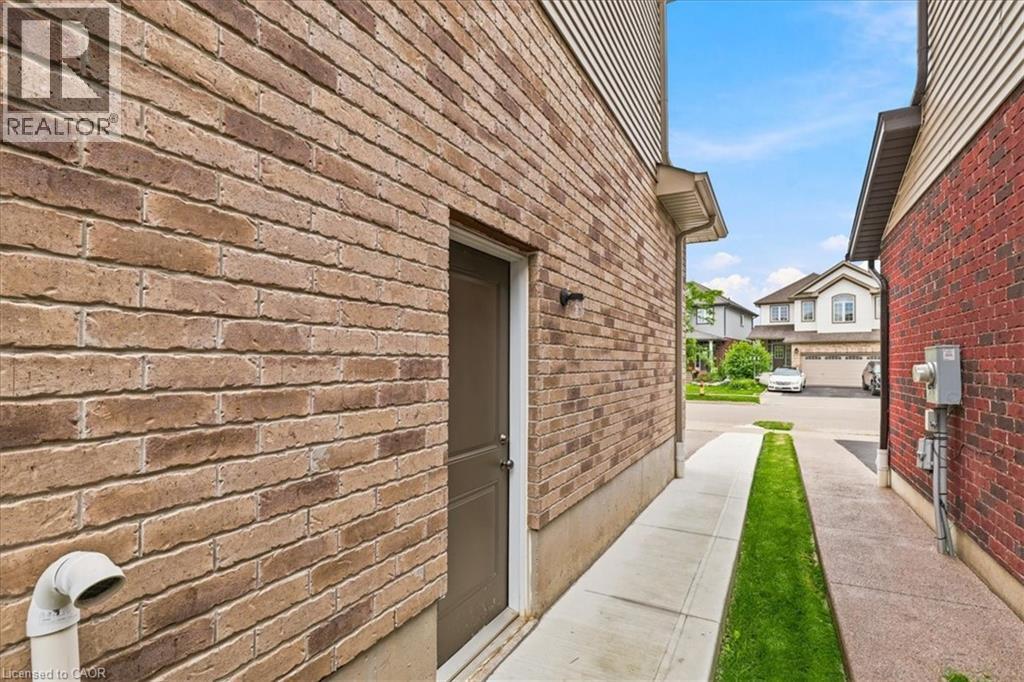 921 Eden Oak Court, Kitchener, Ontario  N2A 0H4 - Photo 42 - 40842172