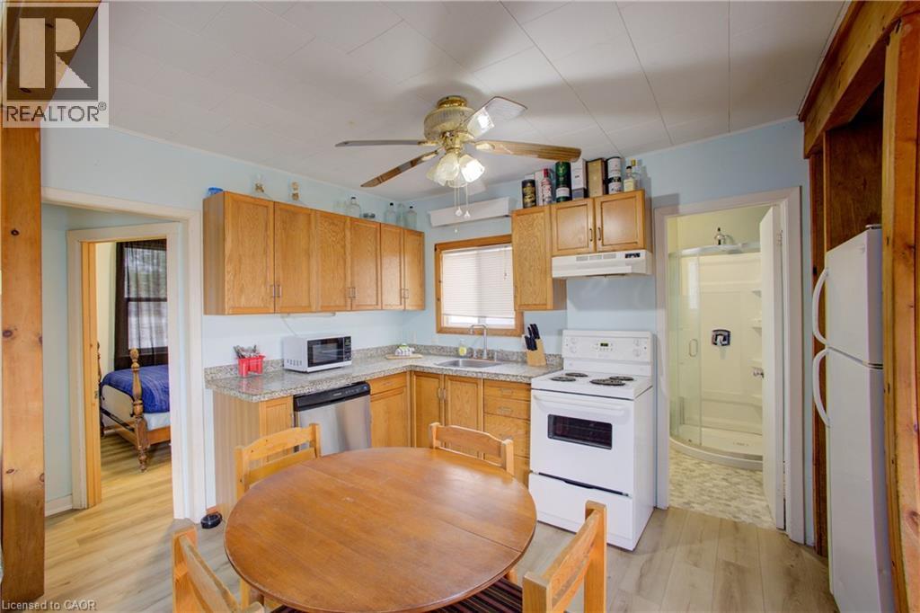16 Zoo Park Road, Wasaga Beach, Ontario  L9Z 2L8 - Photo 8 - 40846896