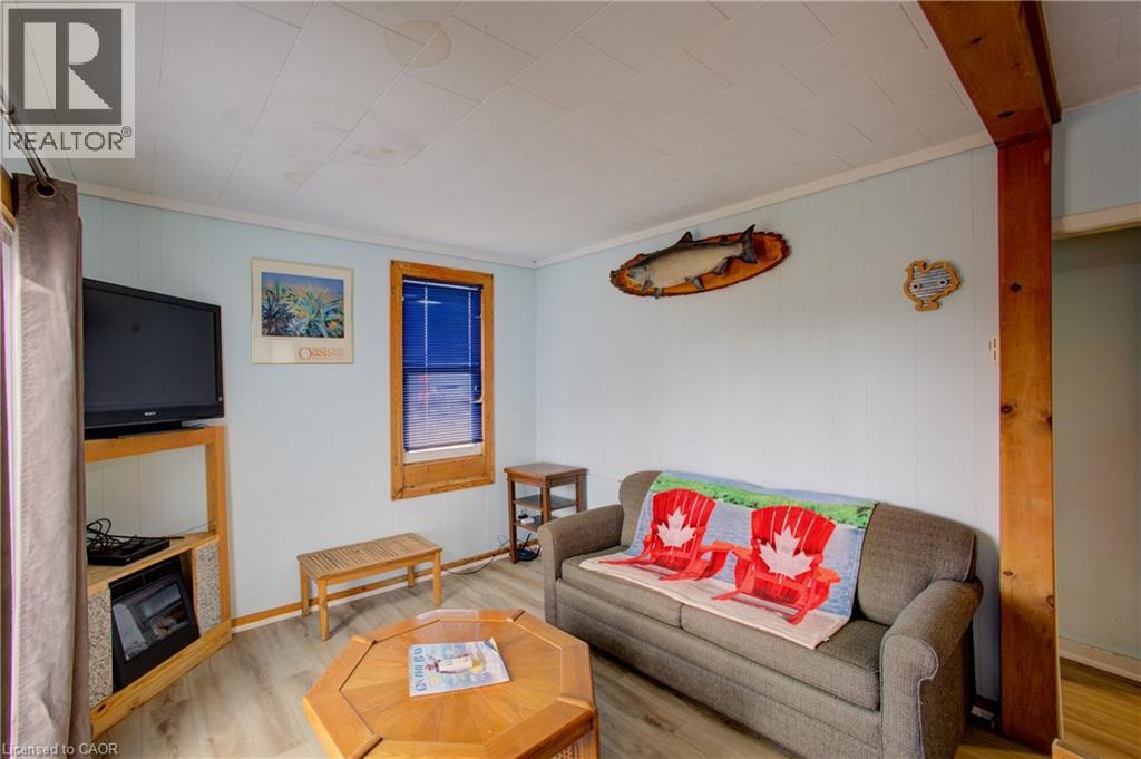 16 Zoo Park Road, Wasaga Beach, Ontario  L9Z 2L8 - Photo 4 - 40846896