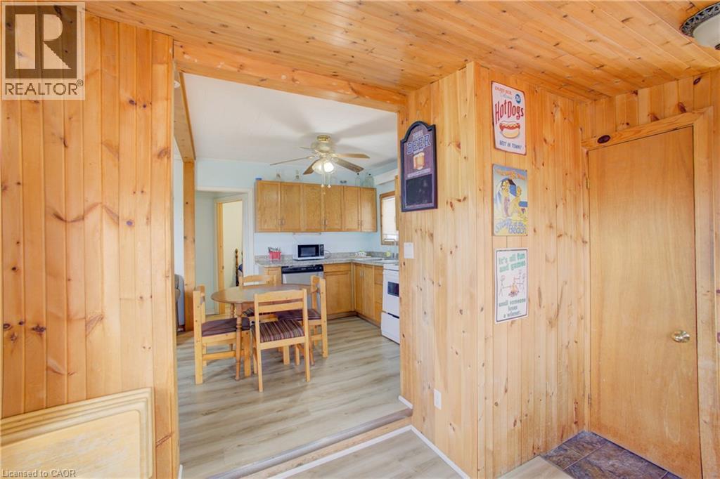 16 Zoo Park Road, Wasaga Beach, Ontario  L9Z 2L8 - Photo 12 - 40846896