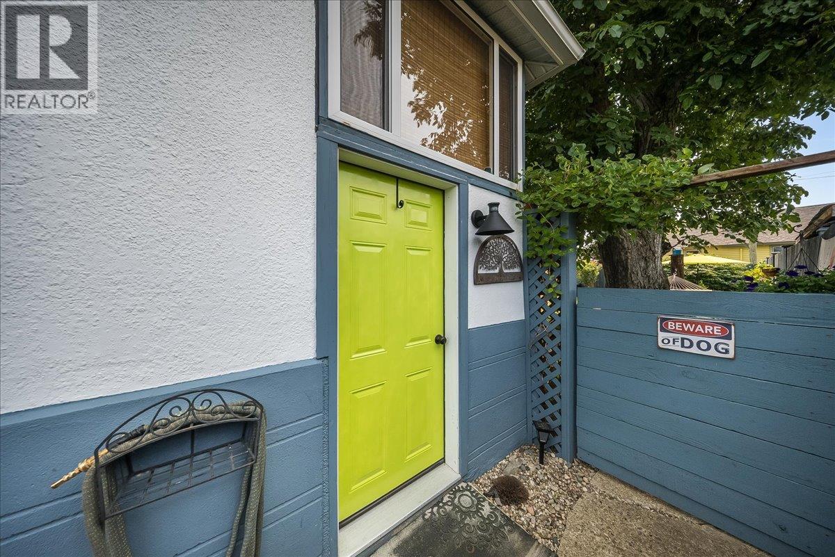 812 2nd Street, Castlegar, British Columbia  V1N 1Y7 - Photo 29 - 10398431