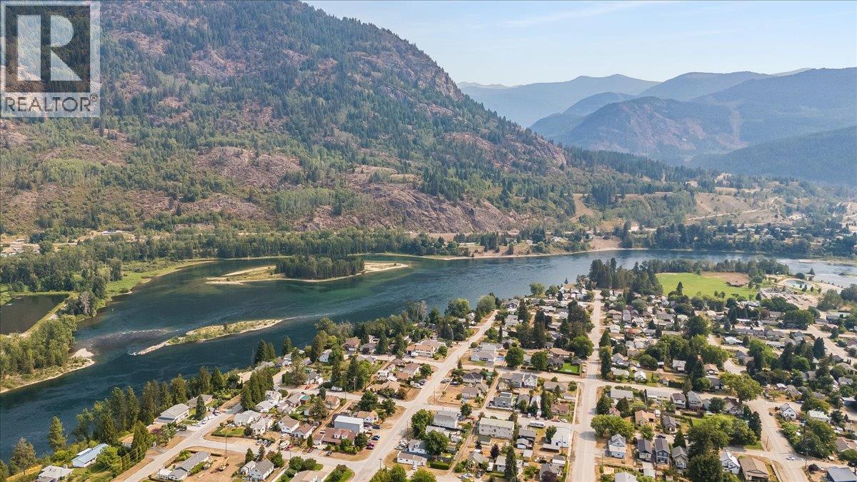812 2nd Street, Castlegar, British Columbia  V1N 1Y7 - Photo 51 - 10398431