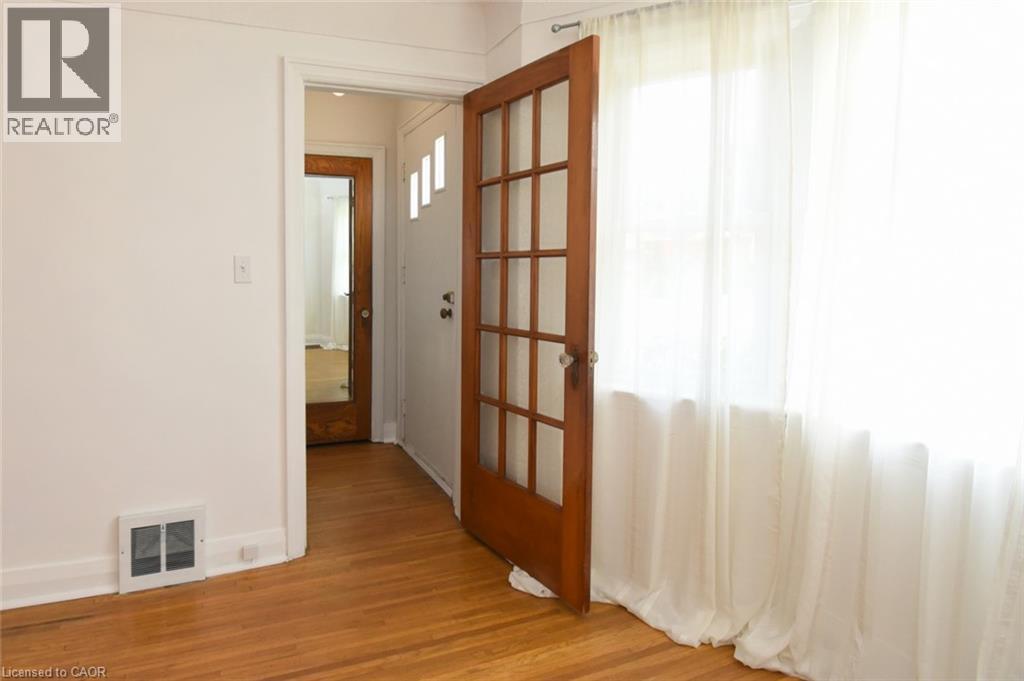575 Upper Wentworth Street, Hamilton, Ontario  L9A 4V1 - Photo 6 - 40857189