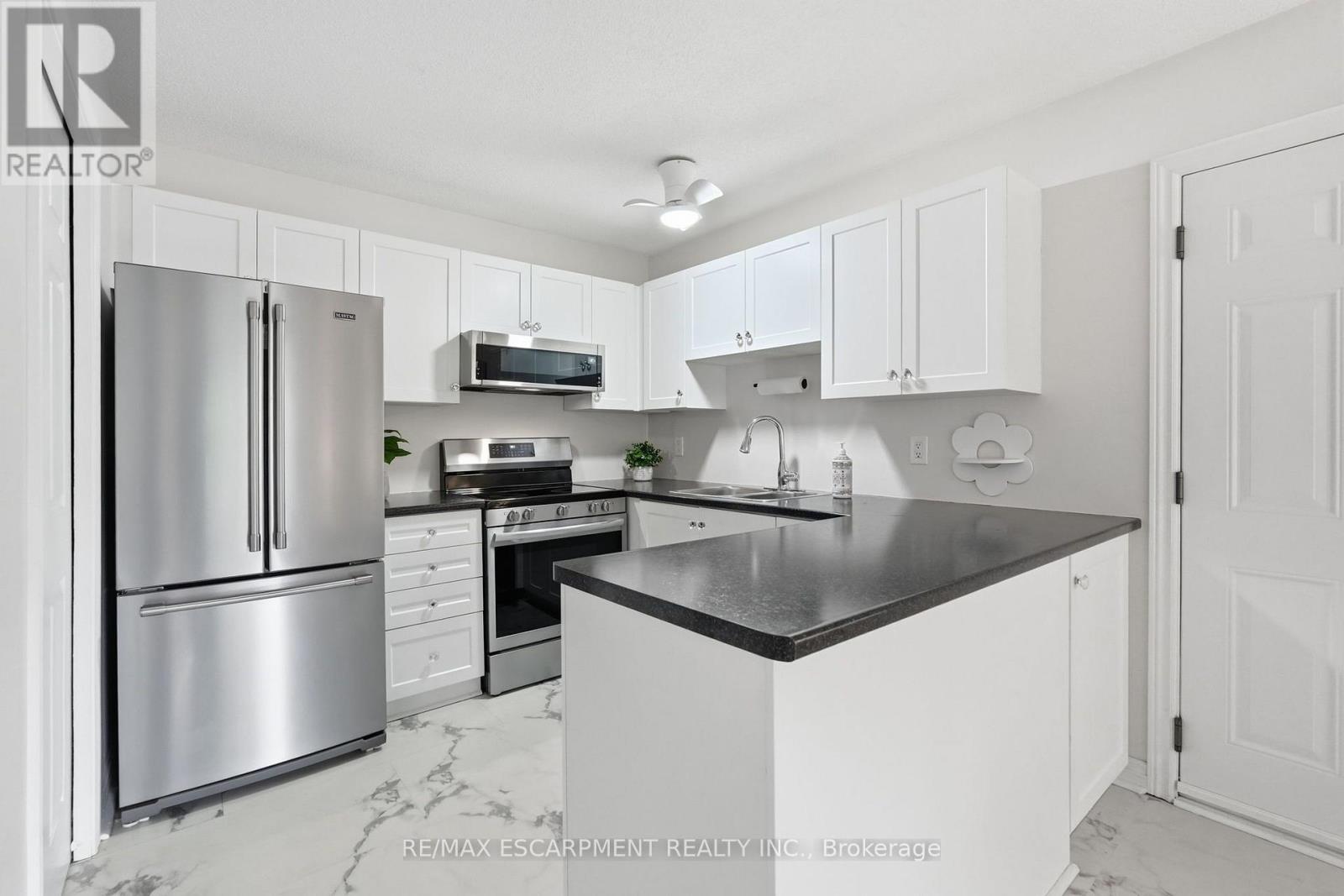 322 - 2030 Cleaver Avenue, Burlington, Ontario  L7M 4C3 - Photo 8 - W13706742