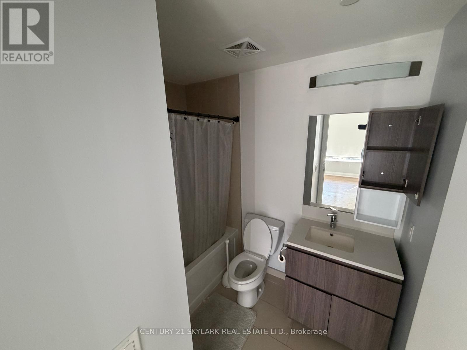 1510 - 36 Parklawn Road, Toronto, Ontario  M8Y 3H8 - Photo 10 - W13706762