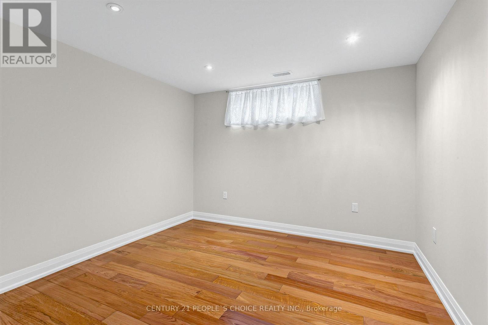 Lower - 42 Dixfield Drive, Toronto, Ontario M9C 4J1 - Photo 10 - W13706780