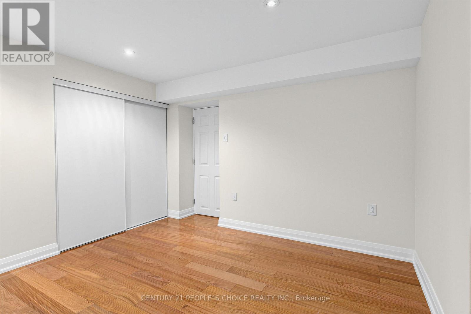 Lower - 42 Dixfield Drive, Toronto, Ontario M9C 4J1 - Photo 11 - W13706780