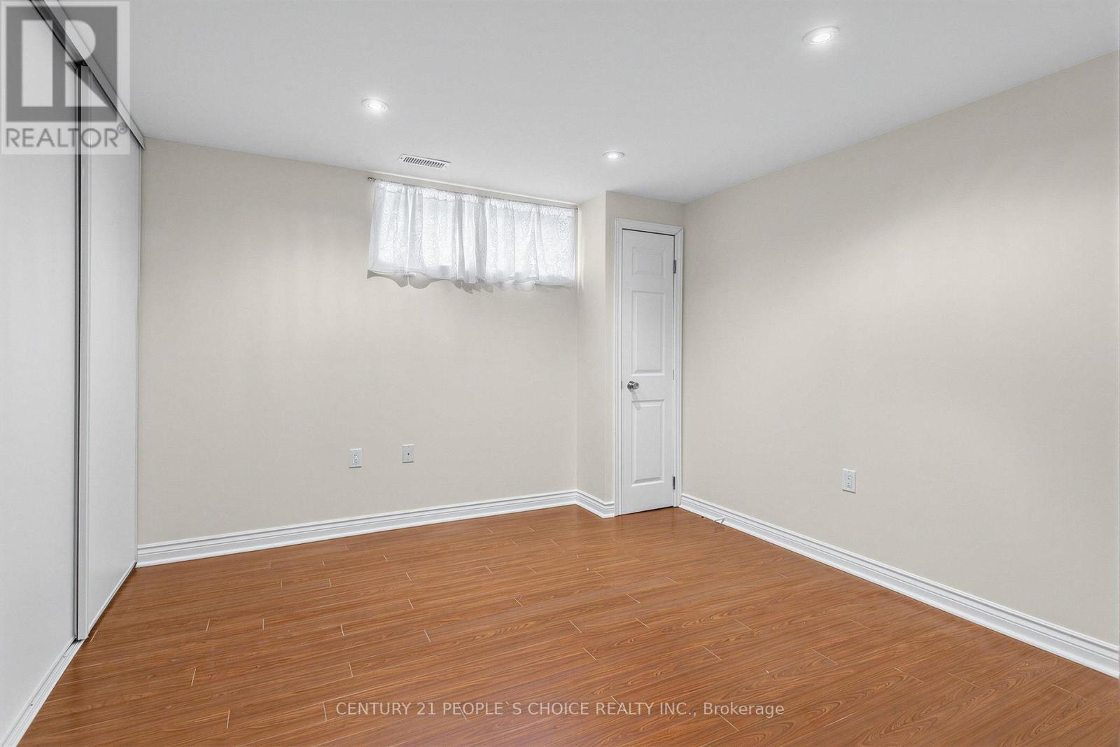 Lower - 42 Dixfield Drive, Toronto, Ontario M9C 4J1 - Photo 14 - W13706780