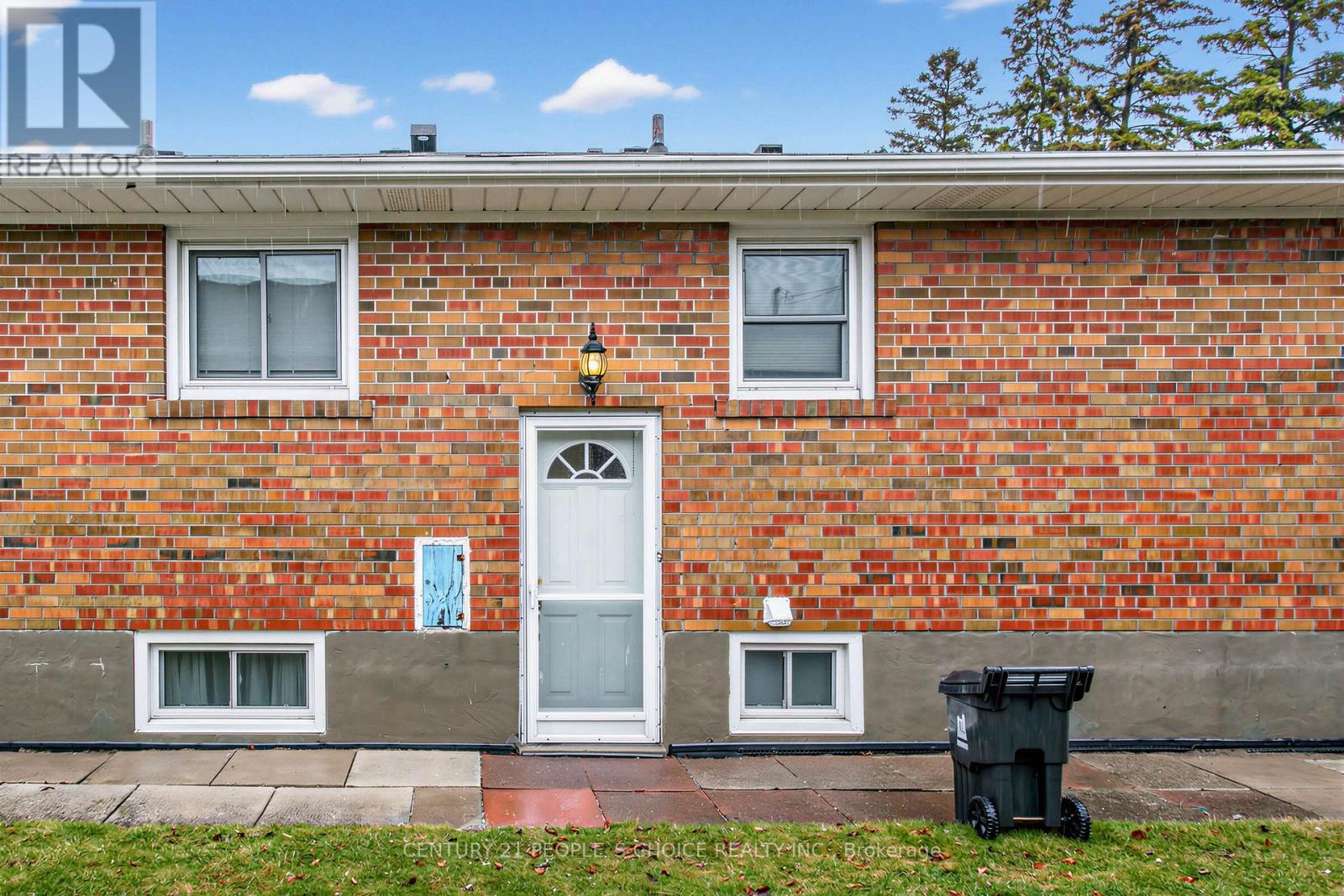 Lower - 42 Dixfield Drive, Toronto, Ontario M9C 4J1 - Photo 28 - W13706780