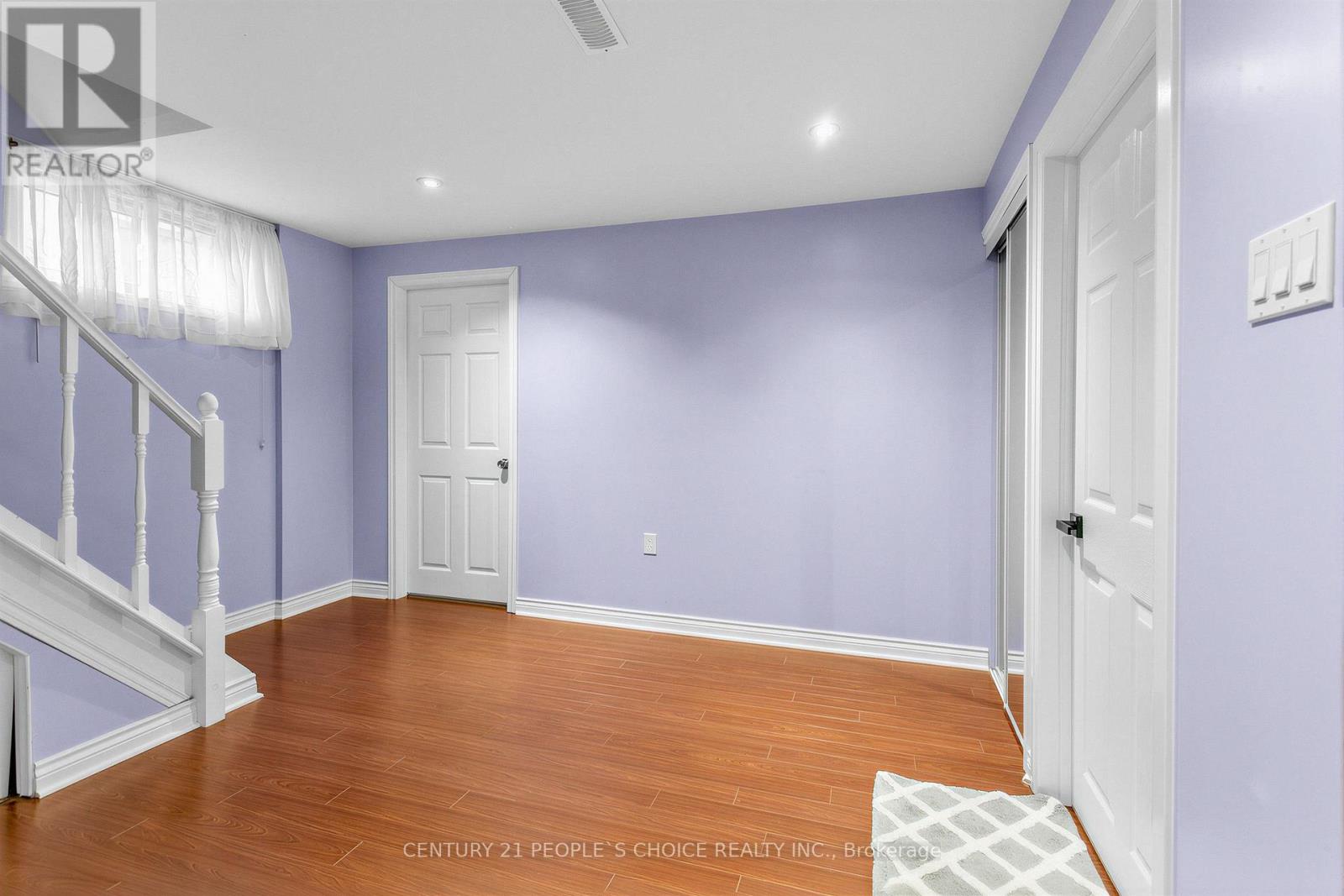 Lower - 42 Dixfield Drive, Toronto, Ontario M9C 4J1 - Photo 5 - W13706780