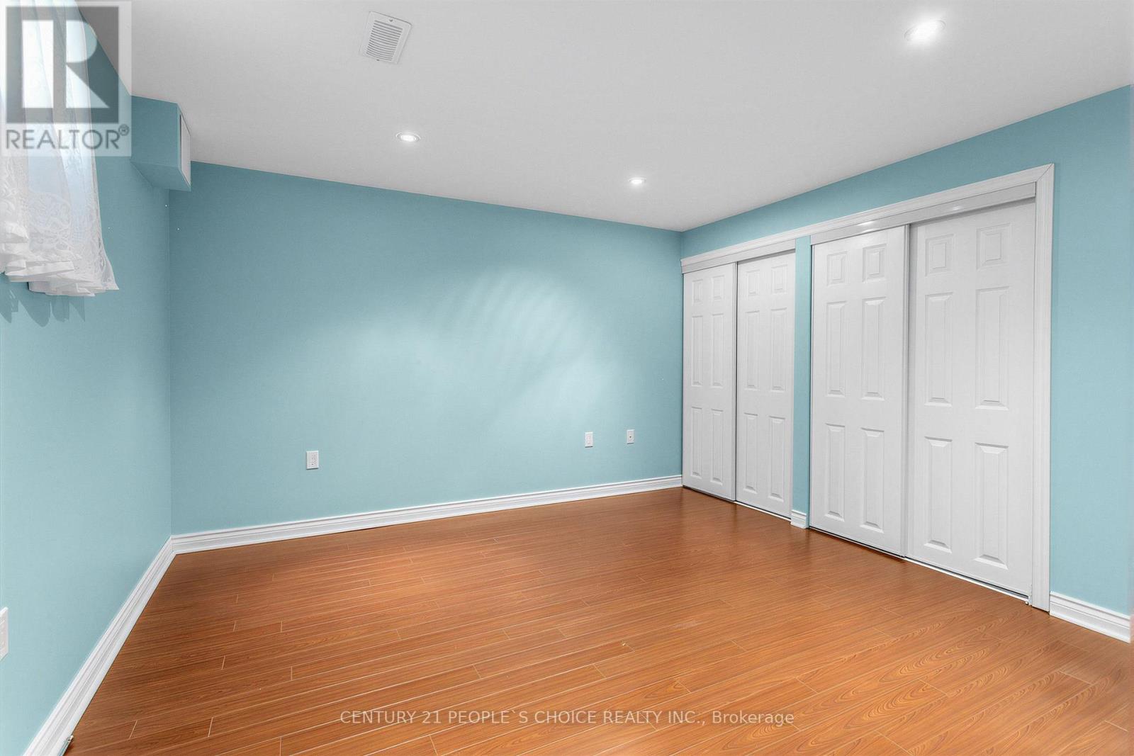 Lower - 42 Dixfield Drive, Toronto, Ontario M9C 4J1 - Photo 6 - W13706780